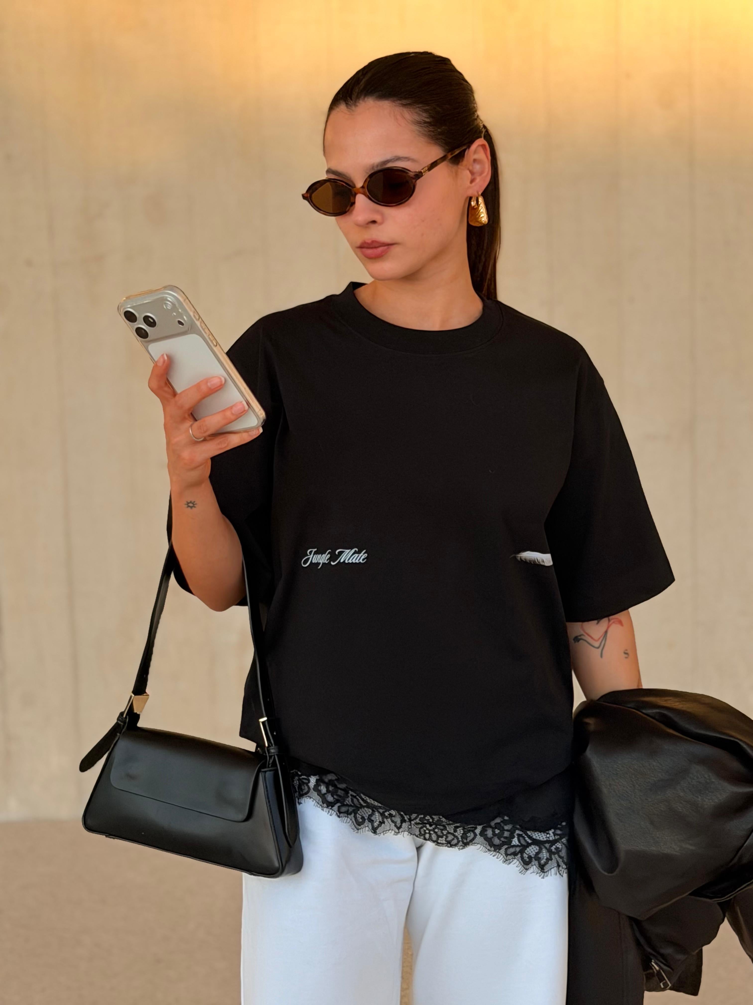 SWAN TEE BLACK