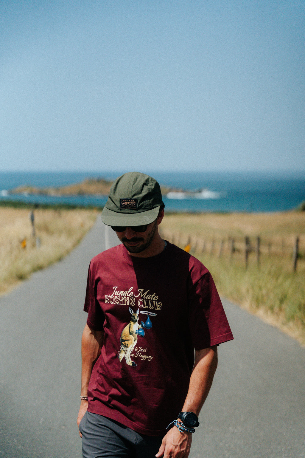 KANGAROO TEE WINE