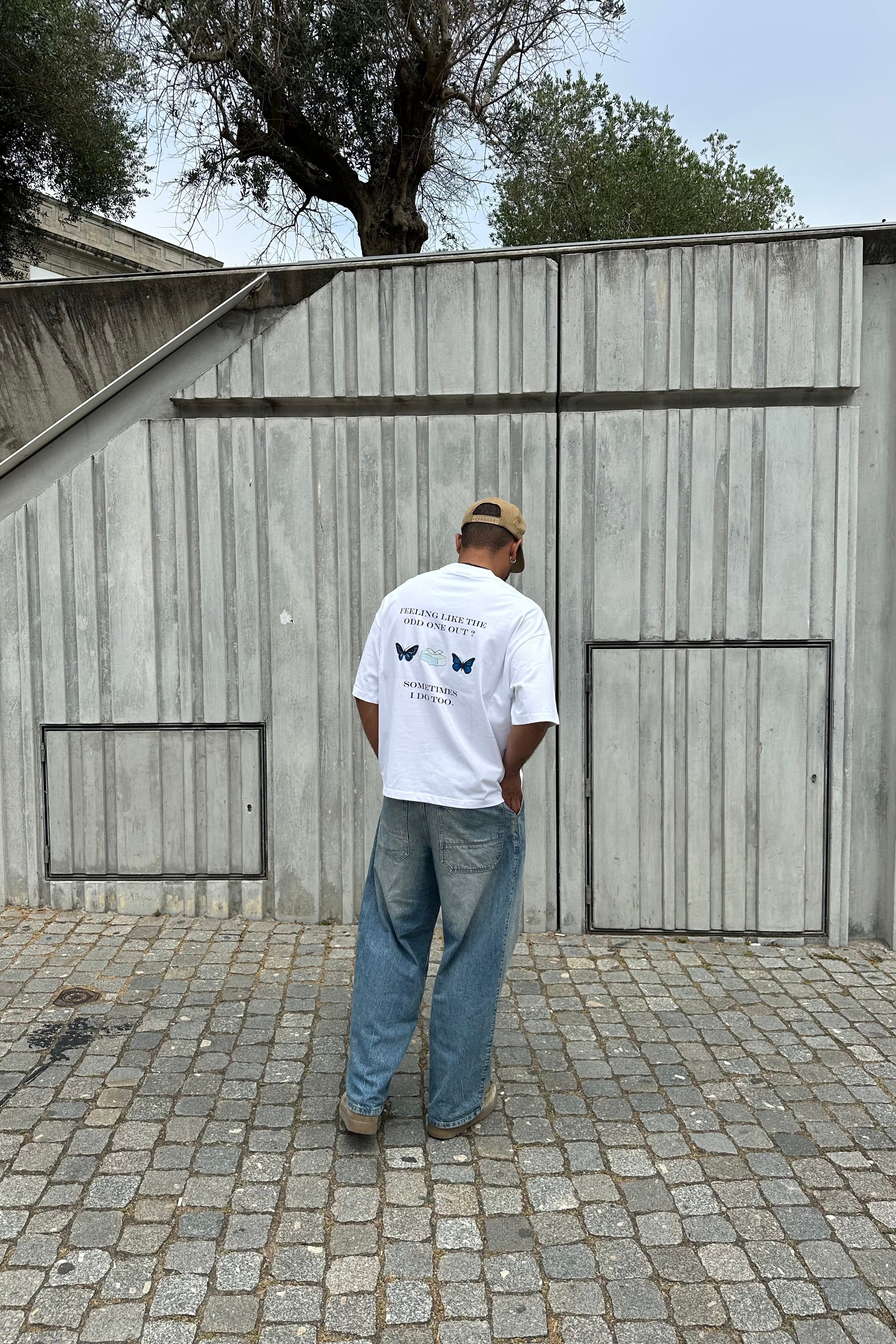 BUTTERFLY TEE WHITE